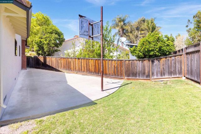 3691 Chillingham Ct, Pleasanton, CA 94588