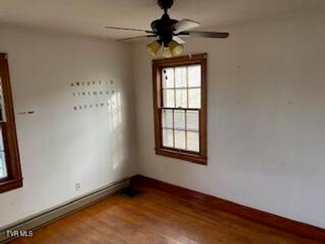 333 Mcclelland Street, Bluff City, TN 37618