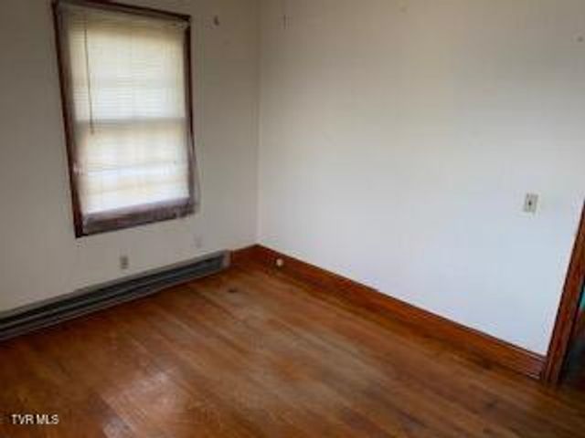 333 Mcclelland Street, Bluff City, TN 37618