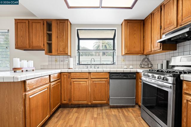 3564 Smith St, Union City, CA 94587