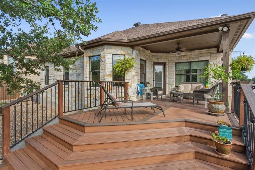 824 Sierra Blanco LOOP, Georgetown, TX 78633