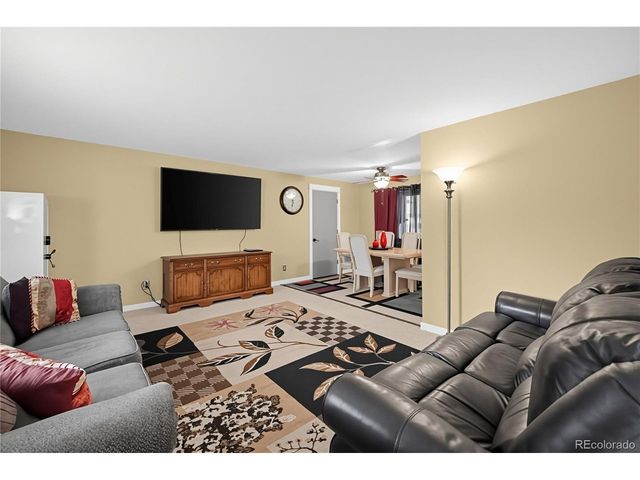 6805 W Ellsworth Ave, Lakewood, CO 80226