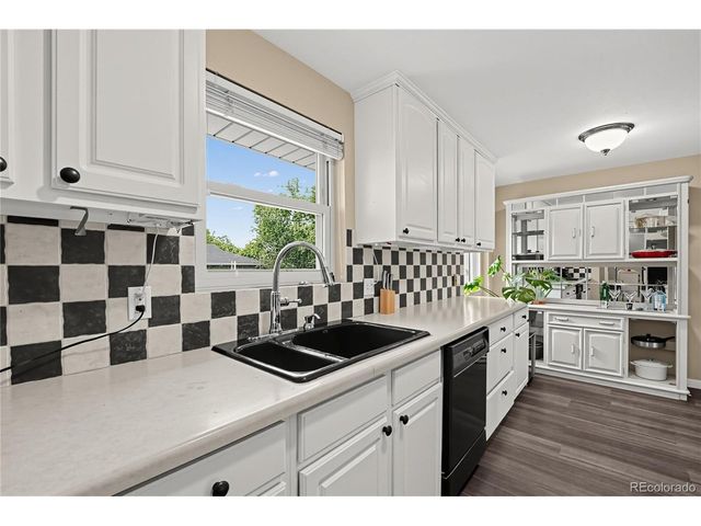 6805 W Ellsworth Ave, Lakewood, CO 80226