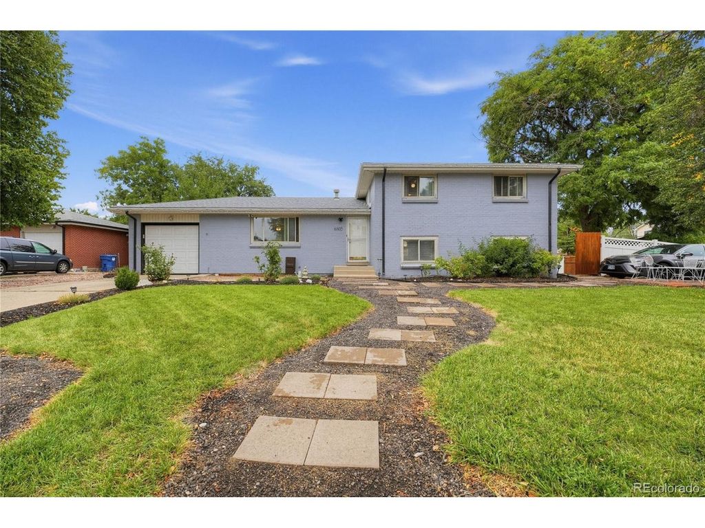6805 W Ellsworth Ave, Lakewood, CO 80226