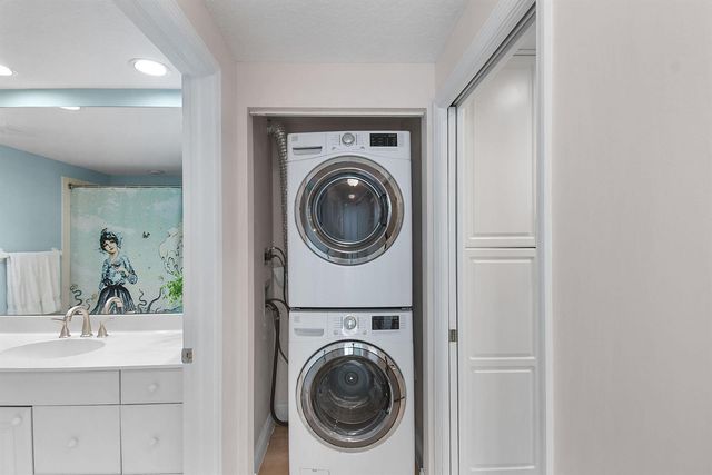 421 NE Plantation 617, Stuart, FL 34996