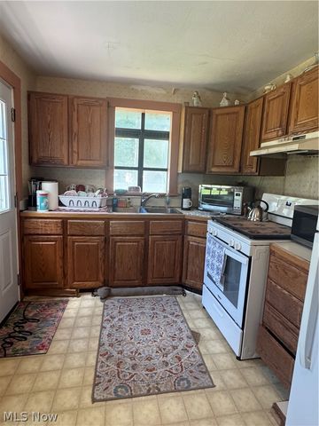 134 Ravenna Street, Hudson, OH 44236