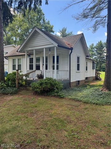 134 Ravenna Street, Hudson, OH 44236