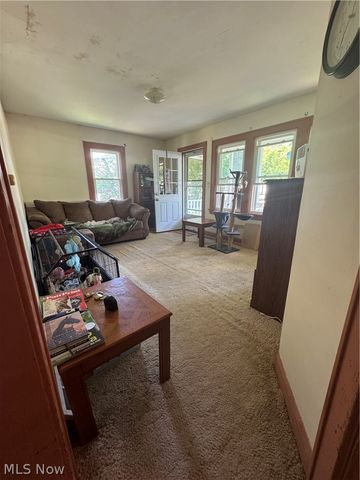 134 Ravenna Street, Hudson, OH 44236