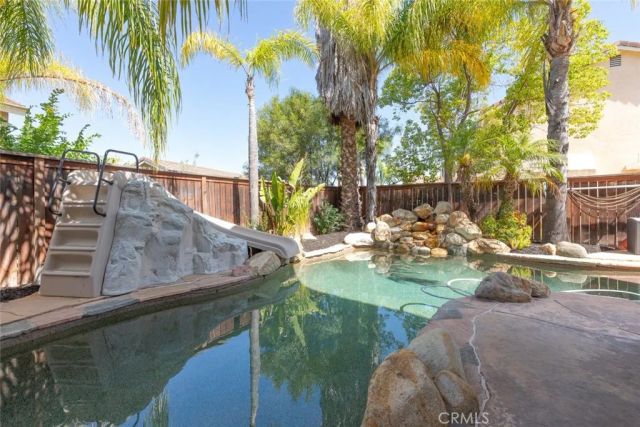 26369 Palisades, Murrieta, CA 92563