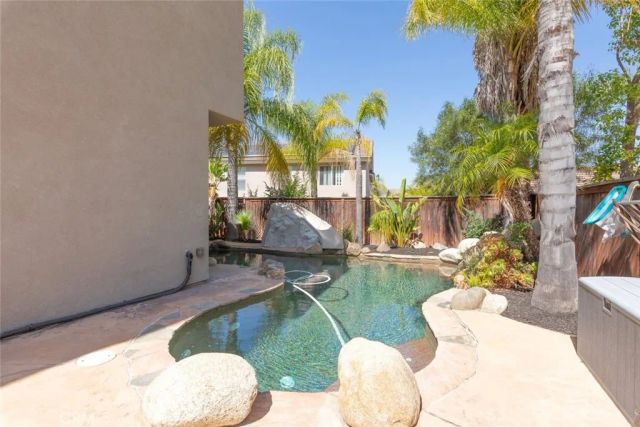 26369 Palisades, Murrieta, CA 92563