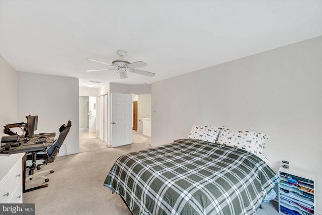 5 CARTER LN, Marlton, NJ 08053