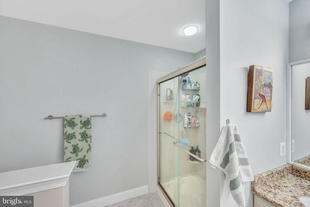 5 CARTER LN, Marlton, NJ 08053