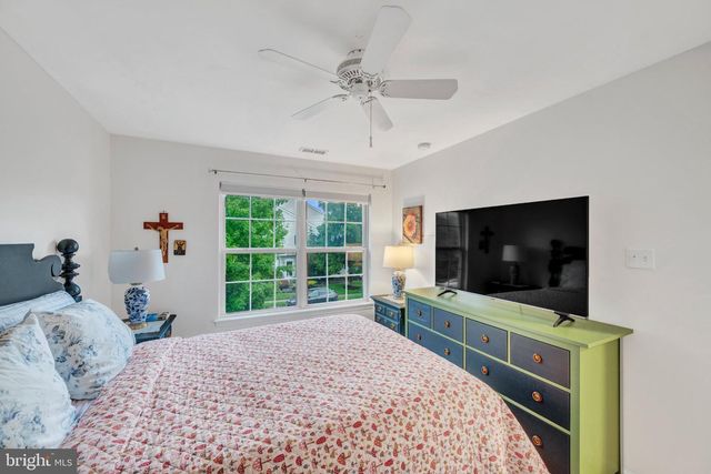 5 CARTER LN, Marlton, NJ 08053