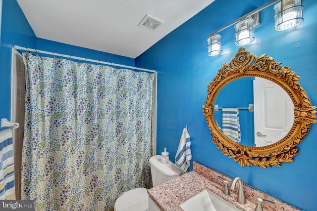 5 CARTER LN, Marlton, NJ 08053