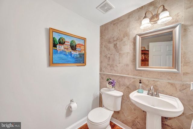 5 CARTER LN, Marlton, NJ 08053