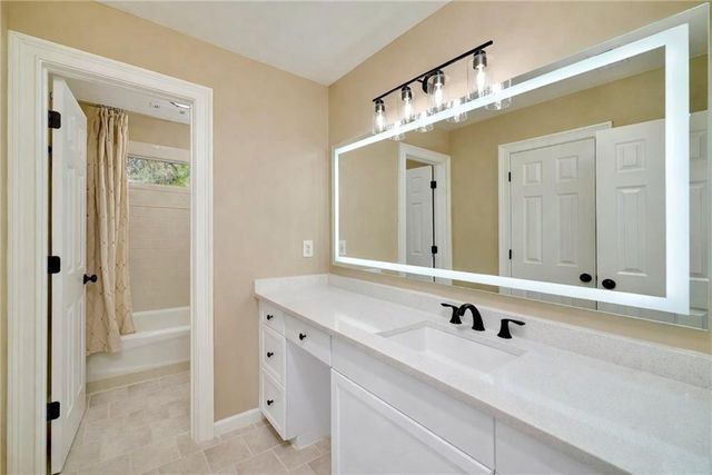 170 Longcreek Drive, Fayetteville, GA 30214
