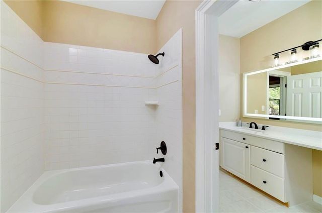 170 Longcreek Drive, Fayetteville, GA 30214