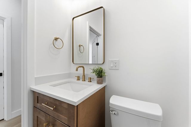 142 Fisher St B, Attleboro, MA 02703