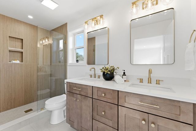 142 Fisher St B, Attleboro, MA 02703