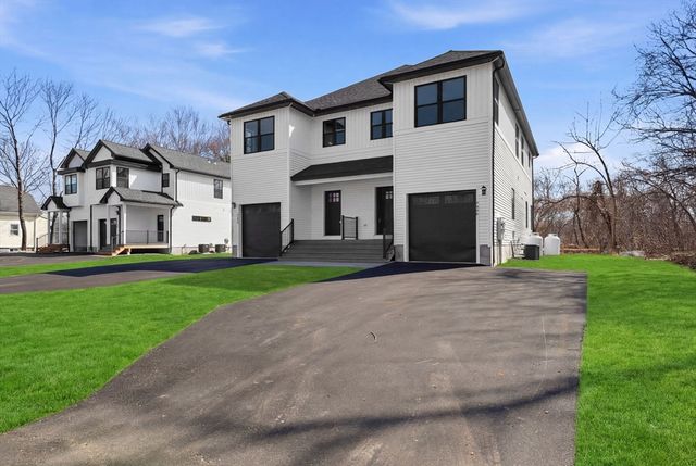 142 Fisher St B, Attleboro, MA 02703