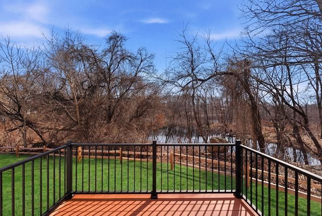 142 Fisher St B, Attleboro, MA 02703