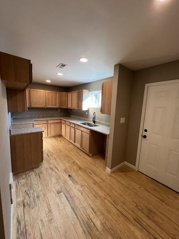 4335 Live Oak Road, Dalzell, SC 29040