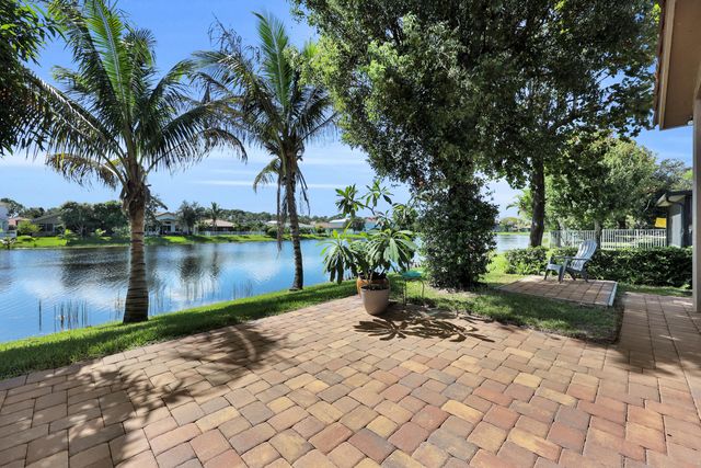 2165 Newport Isles Boulevard, Port St. Lucie, Port St Lucie, FL 34953