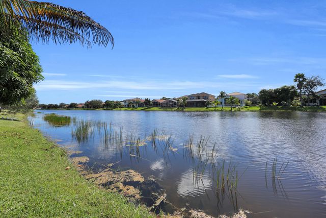 2165 Newport Isles Boulevard, Port St. Lucie, Port St Lucie, FL 34953