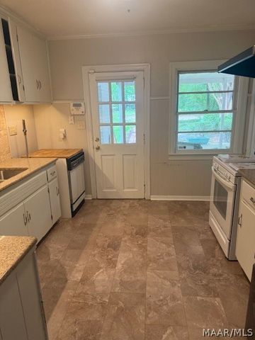 1663 S Perry Street, Montgomery, AL 36104