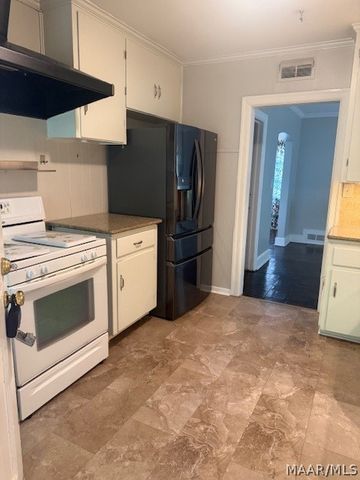 1663 S Perry Street, Montgomery, AL 36104