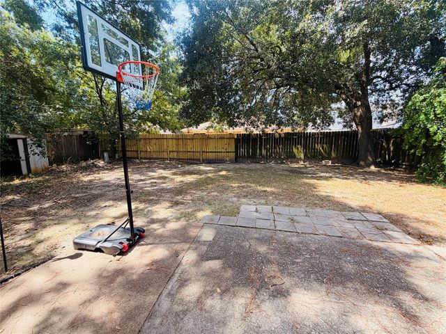 24115 Spring Gum Drive, Spring, TX 77373
