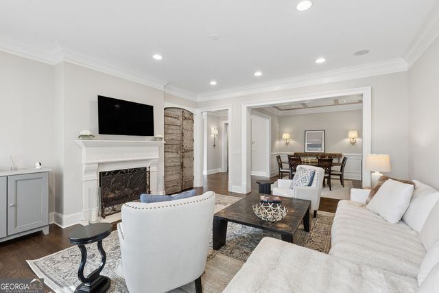 3585 Roxboro Road NE 6, Atlanta, GA 30326