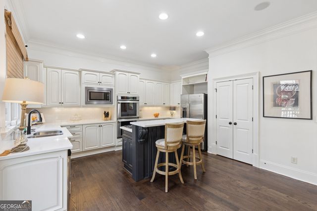 3585 Roxboro Road NE 6, Atlanta, GA 30326