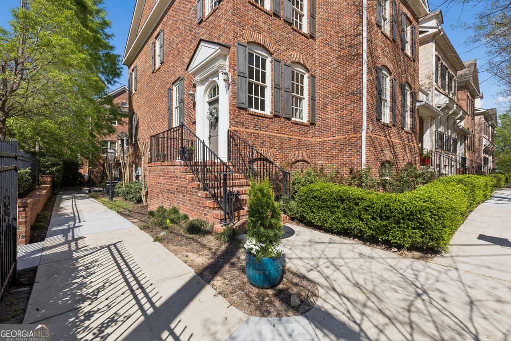 3585 Roxboro Road NE 6, Atlanta, GA 30326