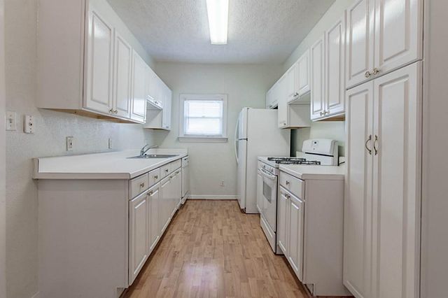 837 Peddie Street A, Houston, TX 77008