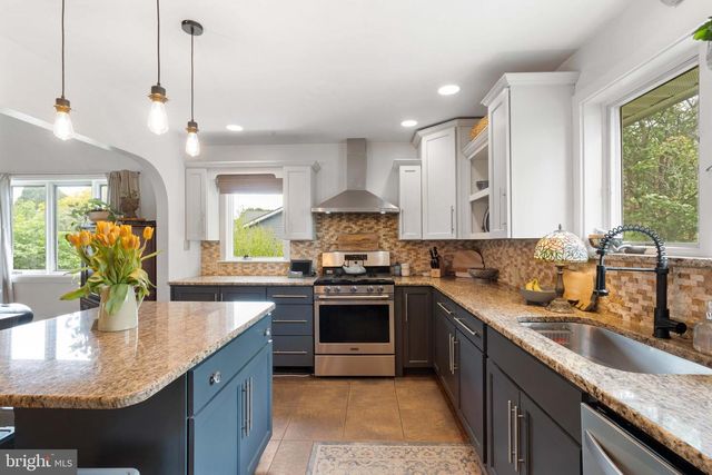 1011 MT PLEASANT WAY, Cherry Hill, NJ 08034