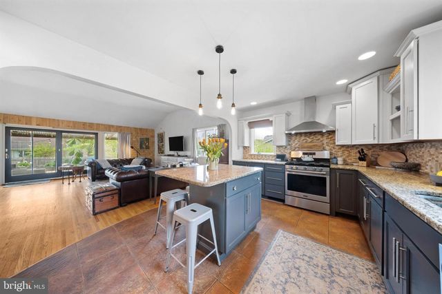1011 MT PLEASANT WAY, Cherry Hill, NJ 08034