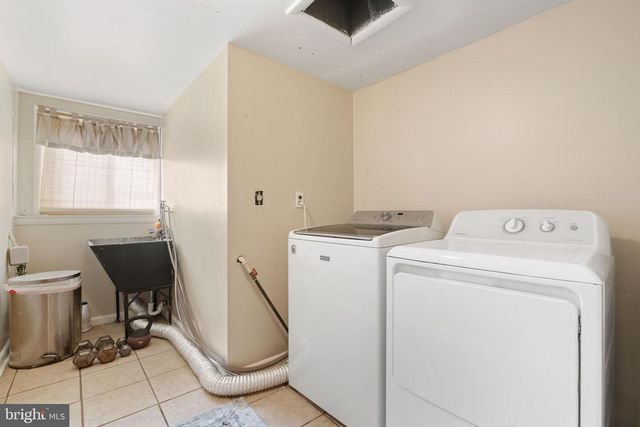 1011 MT PLEASANT WAY, Cherry Hill, NJ 08034