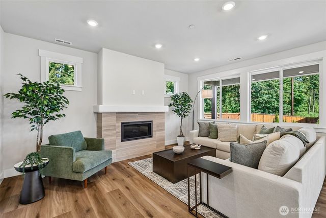 306 182ND Place SE, Bothell, WA 98012