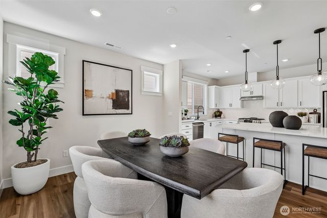 306 182ND Place SE, Bothell, WA 98012