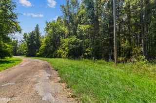 Jamison Court, Brandon, MS 39042
