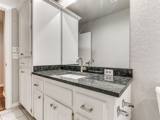 2701 SW 112th Street, Oklahoma City, OK 73170