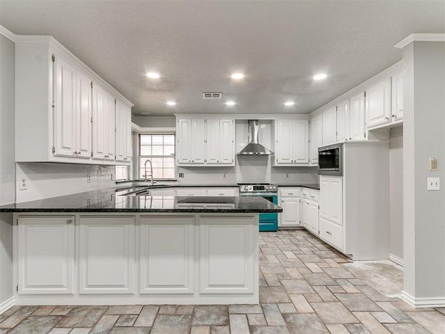 2701 SW 112th Street, Oklahoma City, OK 73170