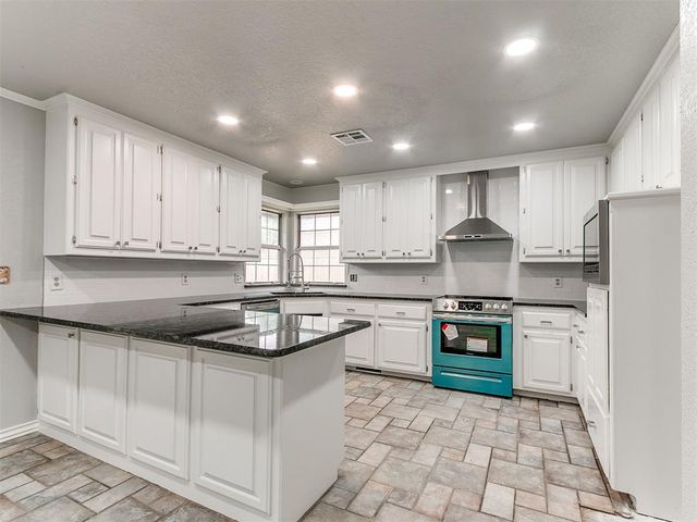 2701 SW 112th Street, Oklahoma City, OK 73170