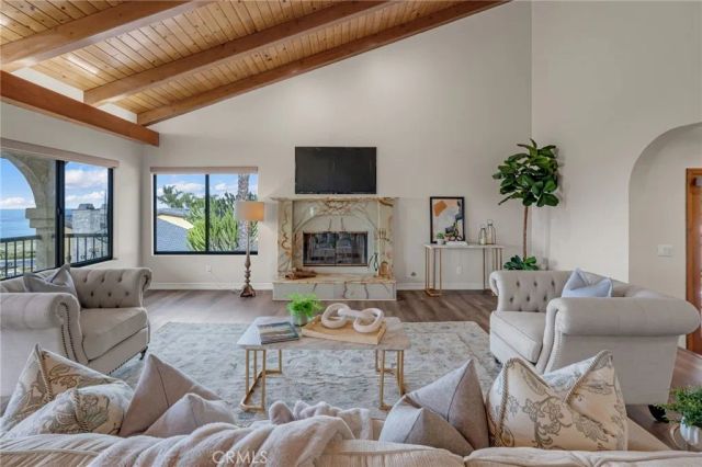 32425 Aqua Vista, Rancho Palos Verdes, CA 90275