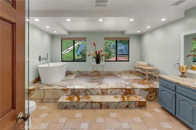 32425 Aqua Vista, Rancho Palos Verdes, CA 90275