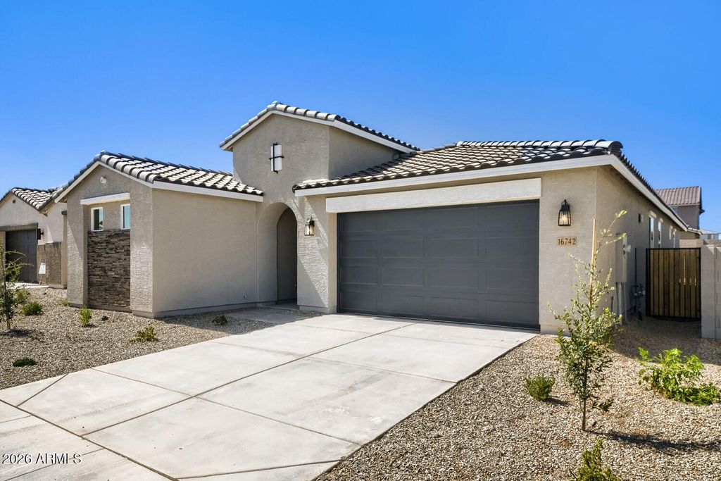 16742 W Spur Drive, Surprise, AZ 85387 — photo 2