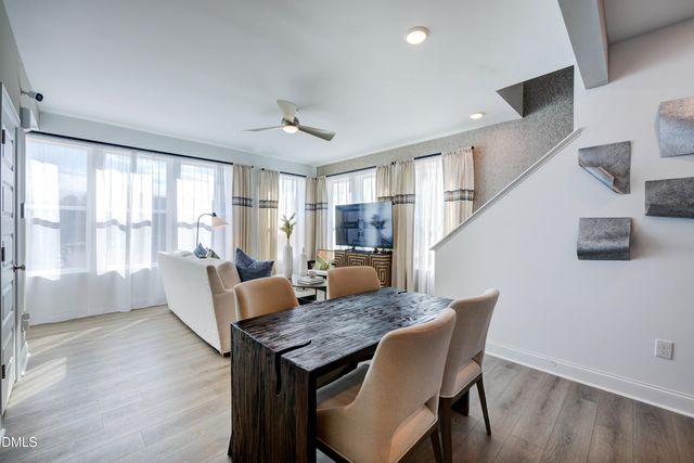 164 N White Street 100, Wake Forest, NC 27587