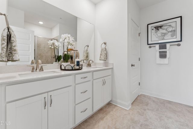 164 N White Street 100, Wake Forest, NC 27587