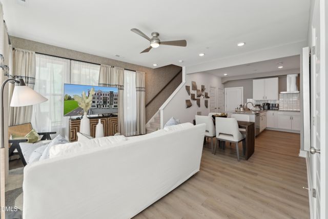 164 N White Street 100, Wake Forest, NC 27587